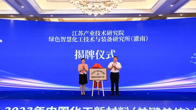 注塑厂家通常具备较强的注塑成型能力，能够快速将材料转化为成品。其优势在于：